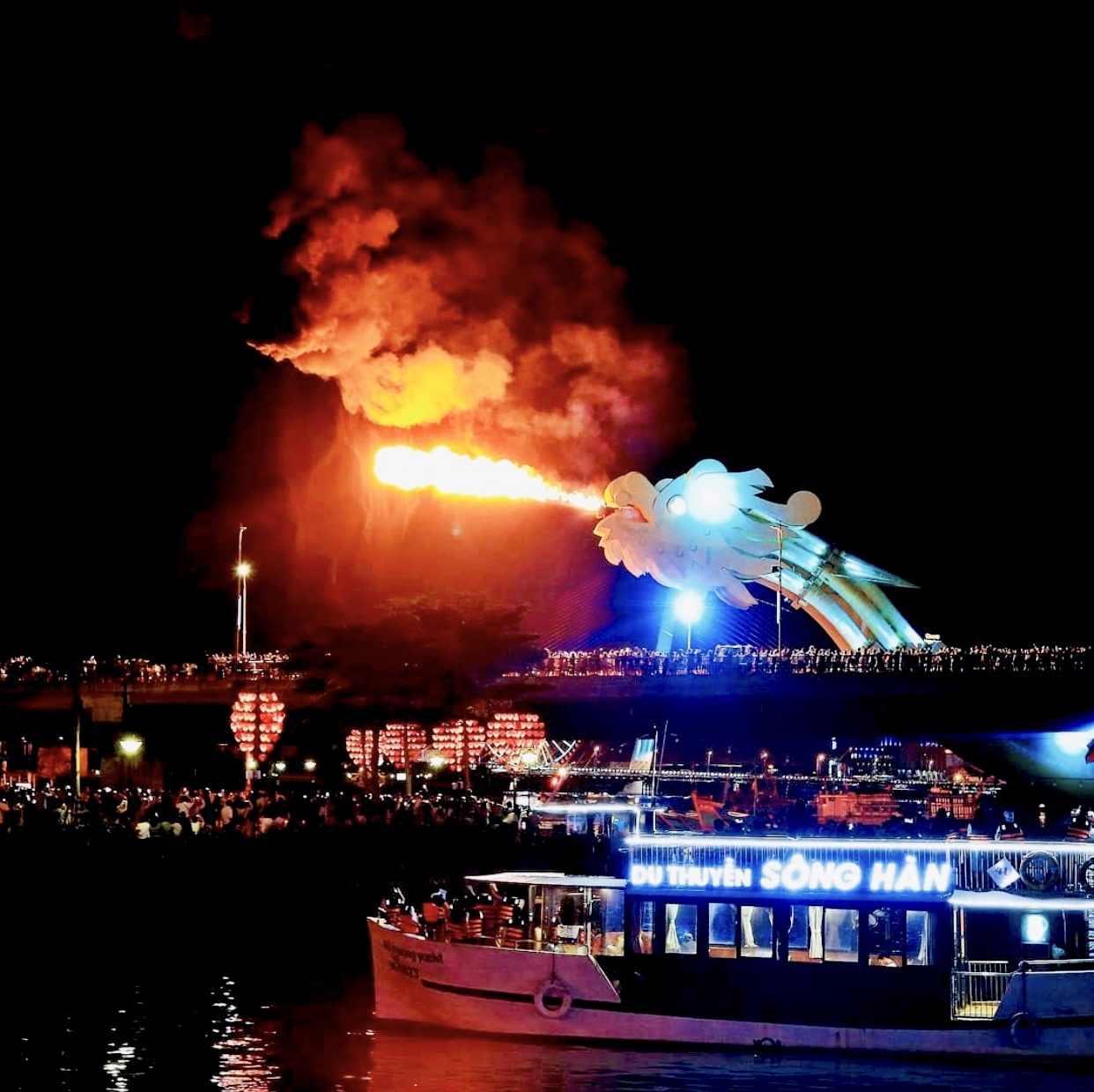 Nhung cay cau noi tieng Viet Nam anh 5