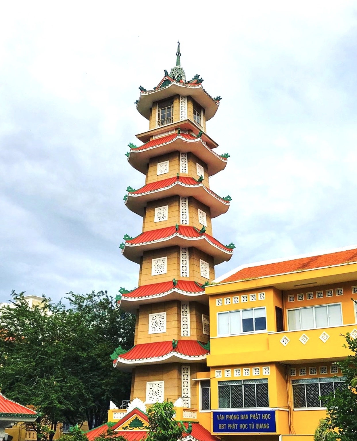 Cac ngoi chua noi tieng Viet Nam anh 1