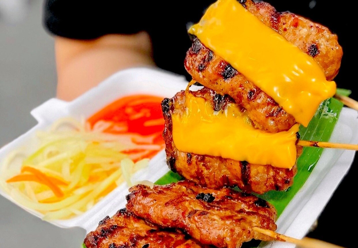 Loat mon hut khach o khu cho am thuc noi tieng tai TP.HCM hinh anh