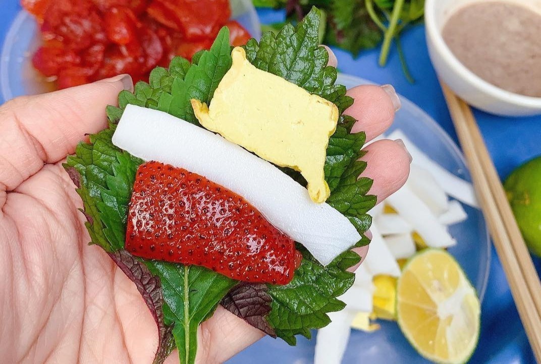 Sua do va 6 mon tu hai san hut khach o diem du lich noi tieng hinh anh