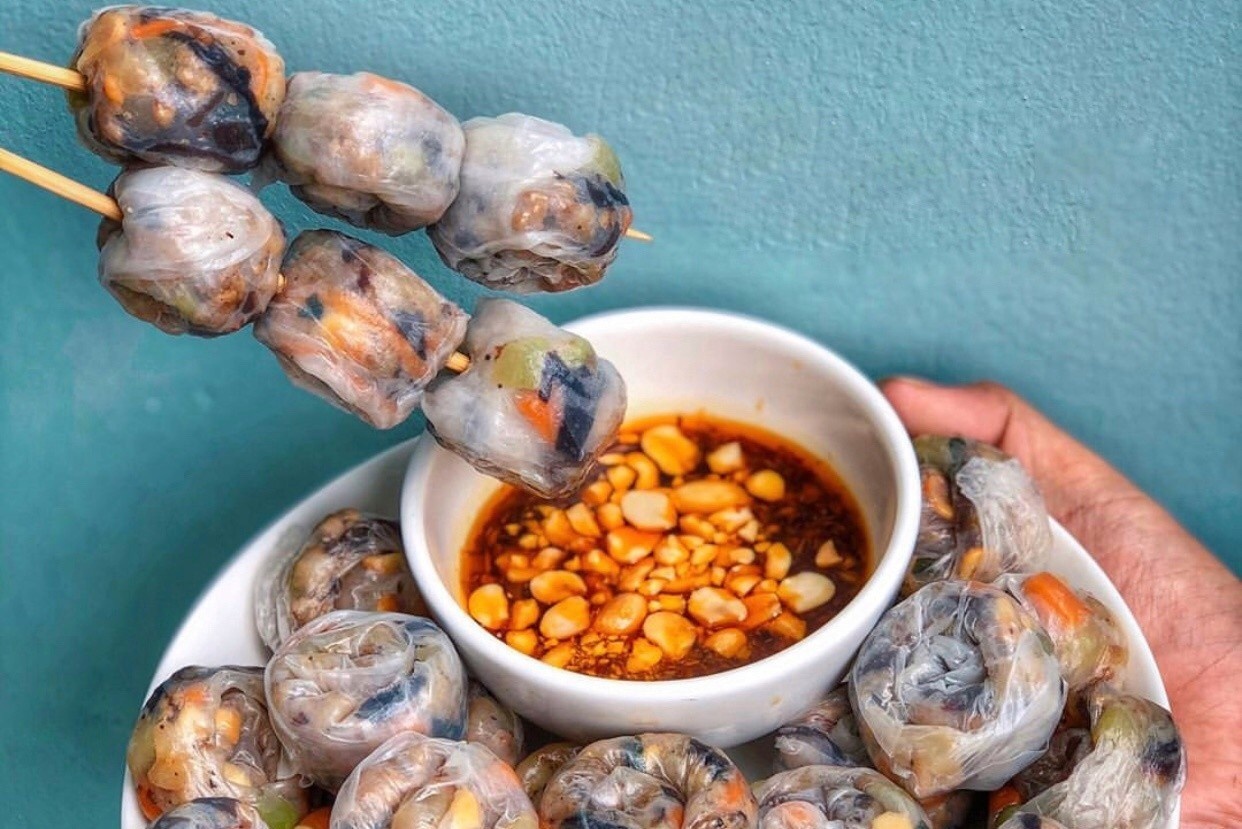 Banh trang lui va 6 dac san don tim tin do xe dich hinh anh