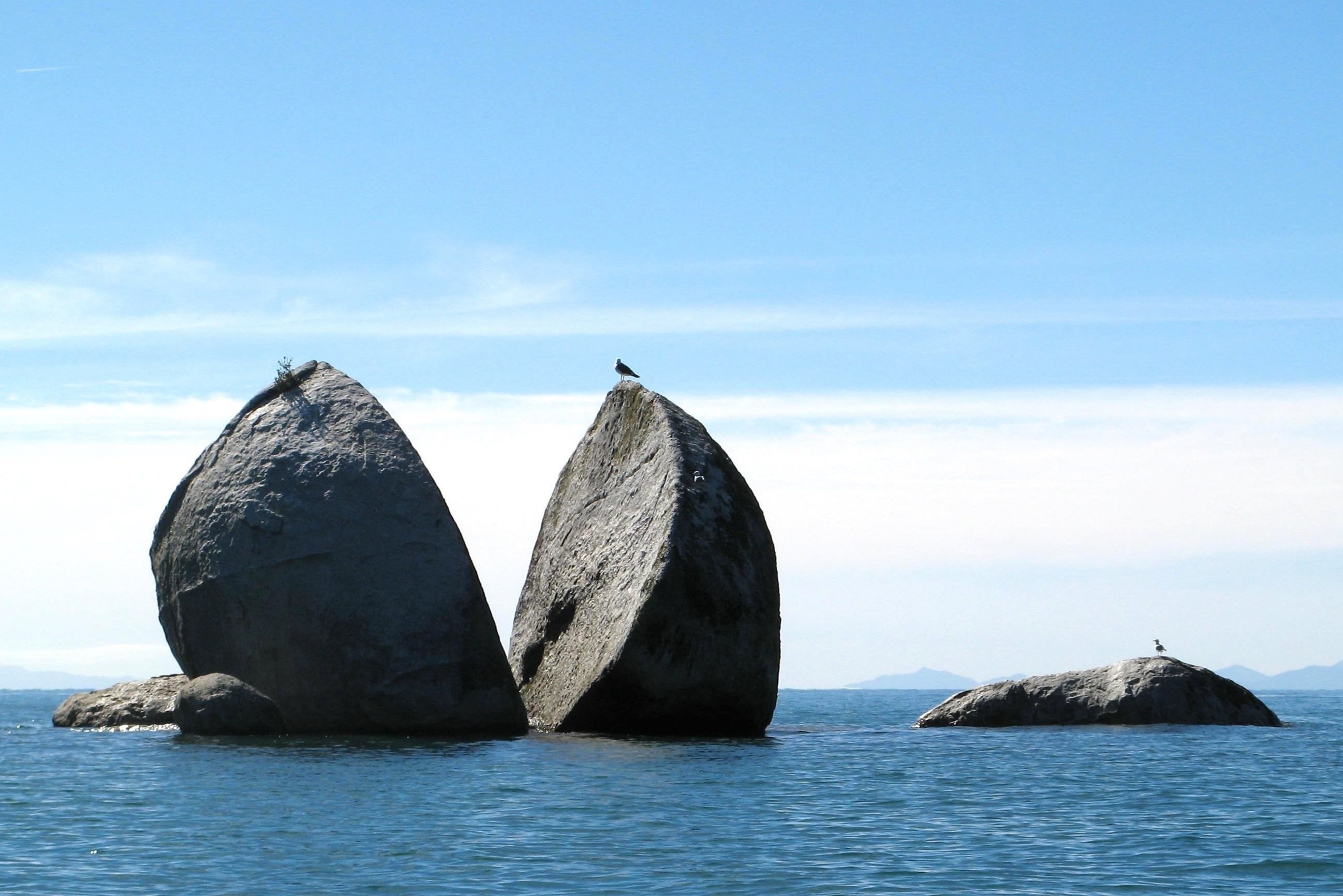 Khoi da co vet cat bi an, hinh qua tao tach doi hinh anh