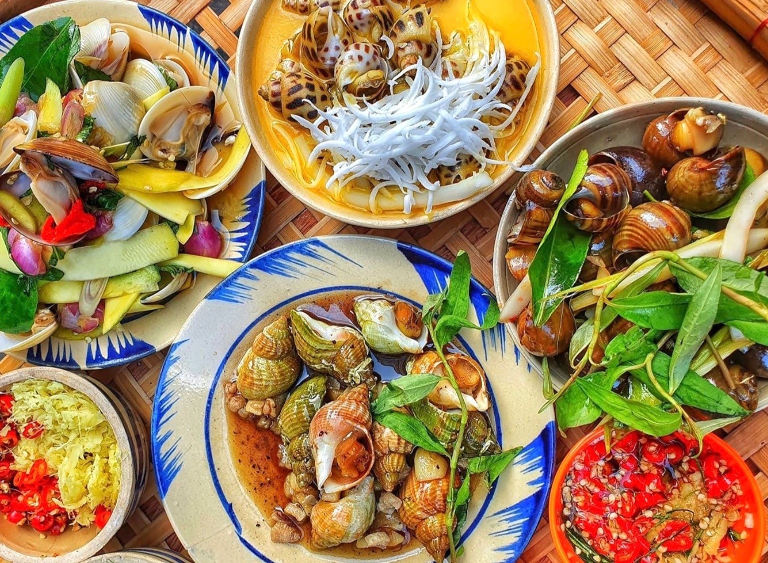 4 quan oc binh dan o trung tam TP.HCM hinh anh