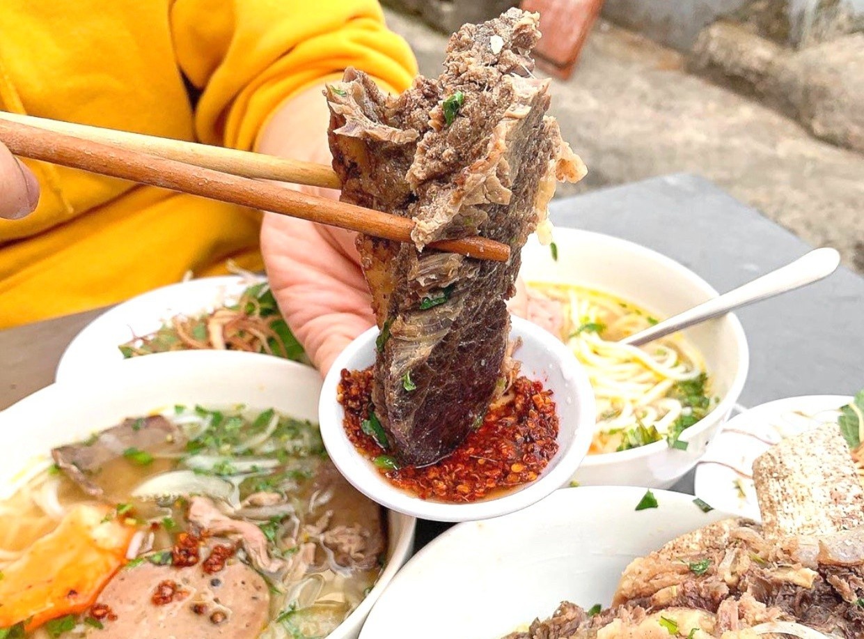 Cac mon sang hap dan o TP.HCM hinh anh