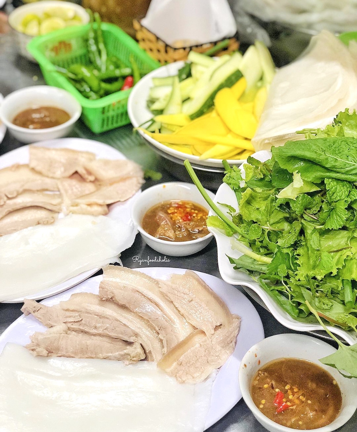 Dac san cuon Viet Nam anh 3