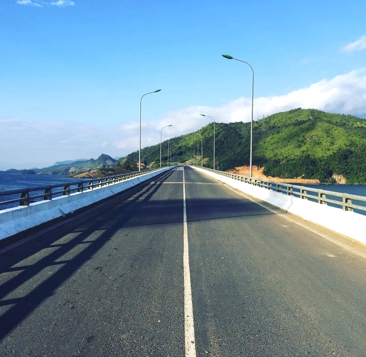 Cây cầu độc đáo nhất Việt Nam ảnh 7 Cay cau doc dao nhat Viet Nam anh 7