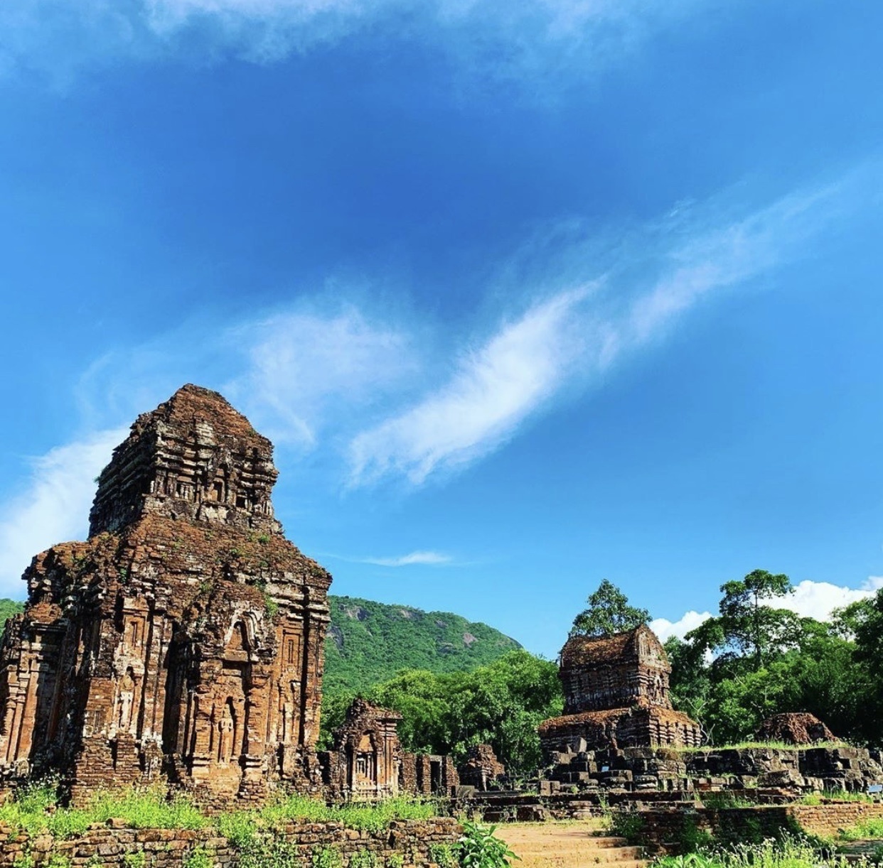 Diem du lich noi tieng anh 7