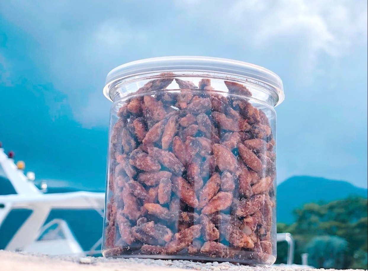 Dac san nen mua lam qua o diem du lich noi tieng Viet Nam hinh anh