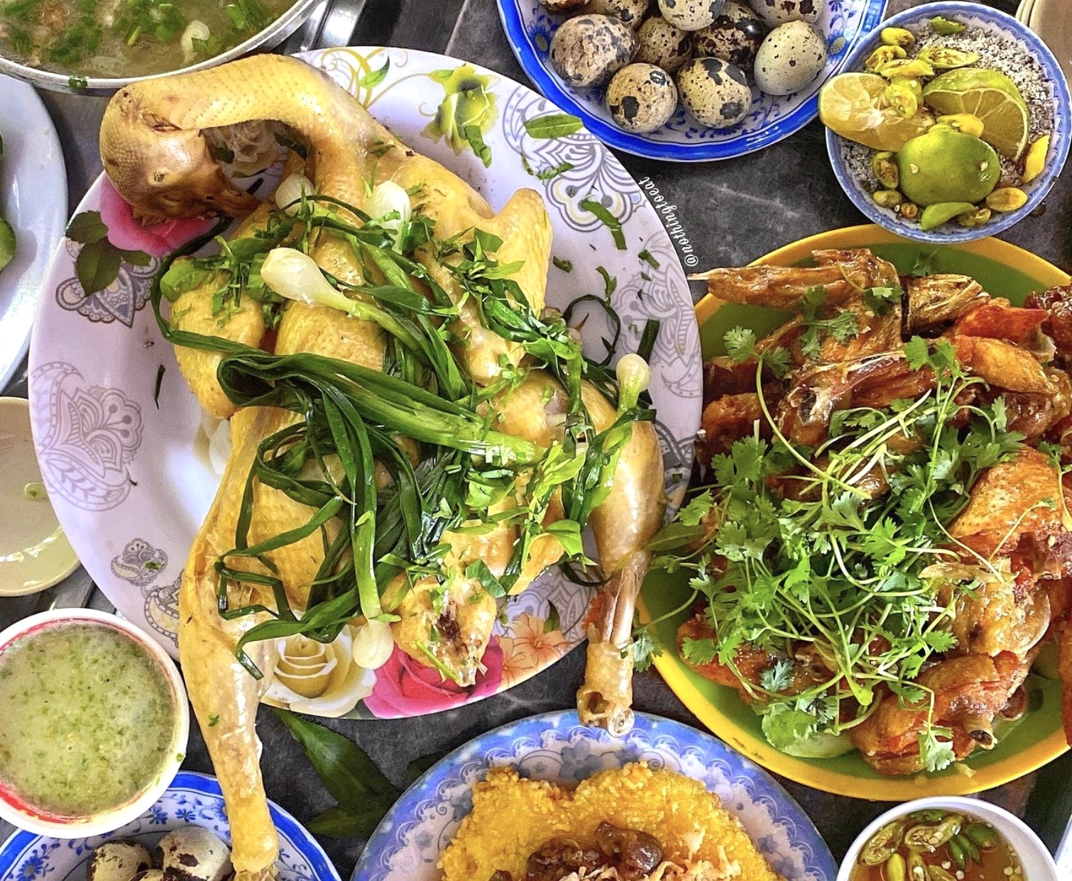 Dac san dan da anh 1