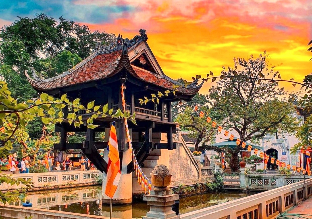 7 ngoi chua so huu ky luc noi tieng Viet Nam hinh anh