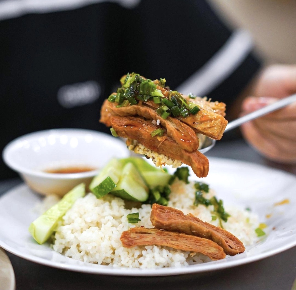 Quan an cho bua toi o Sai Gon anh 4