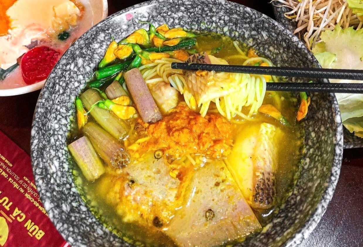 Quan an cho bua toi o Sai Gon anh 14