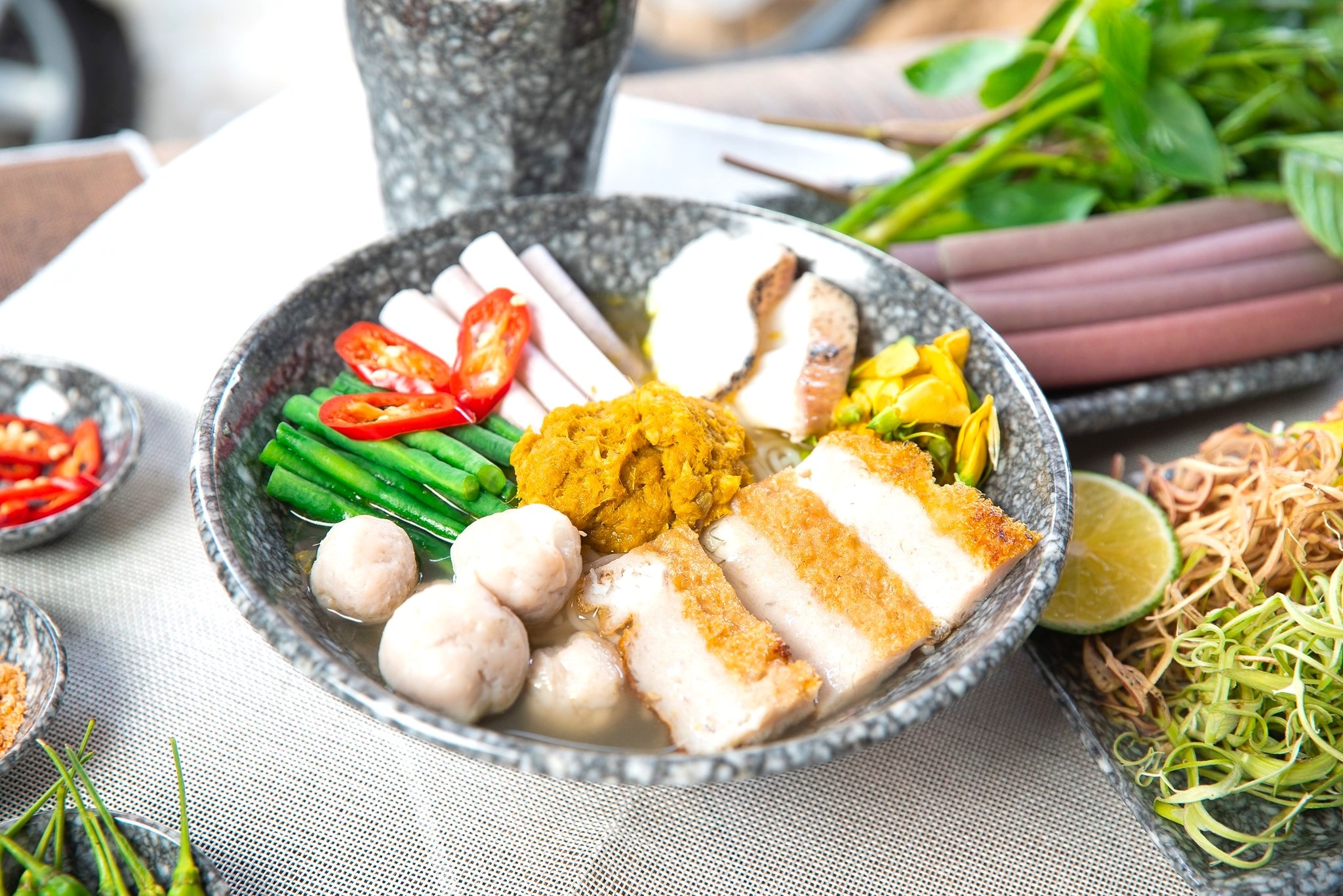 Quán bún ngon ở Sài Gòn ảnh 3 Quan bun ngon o Sai Gon anh 3