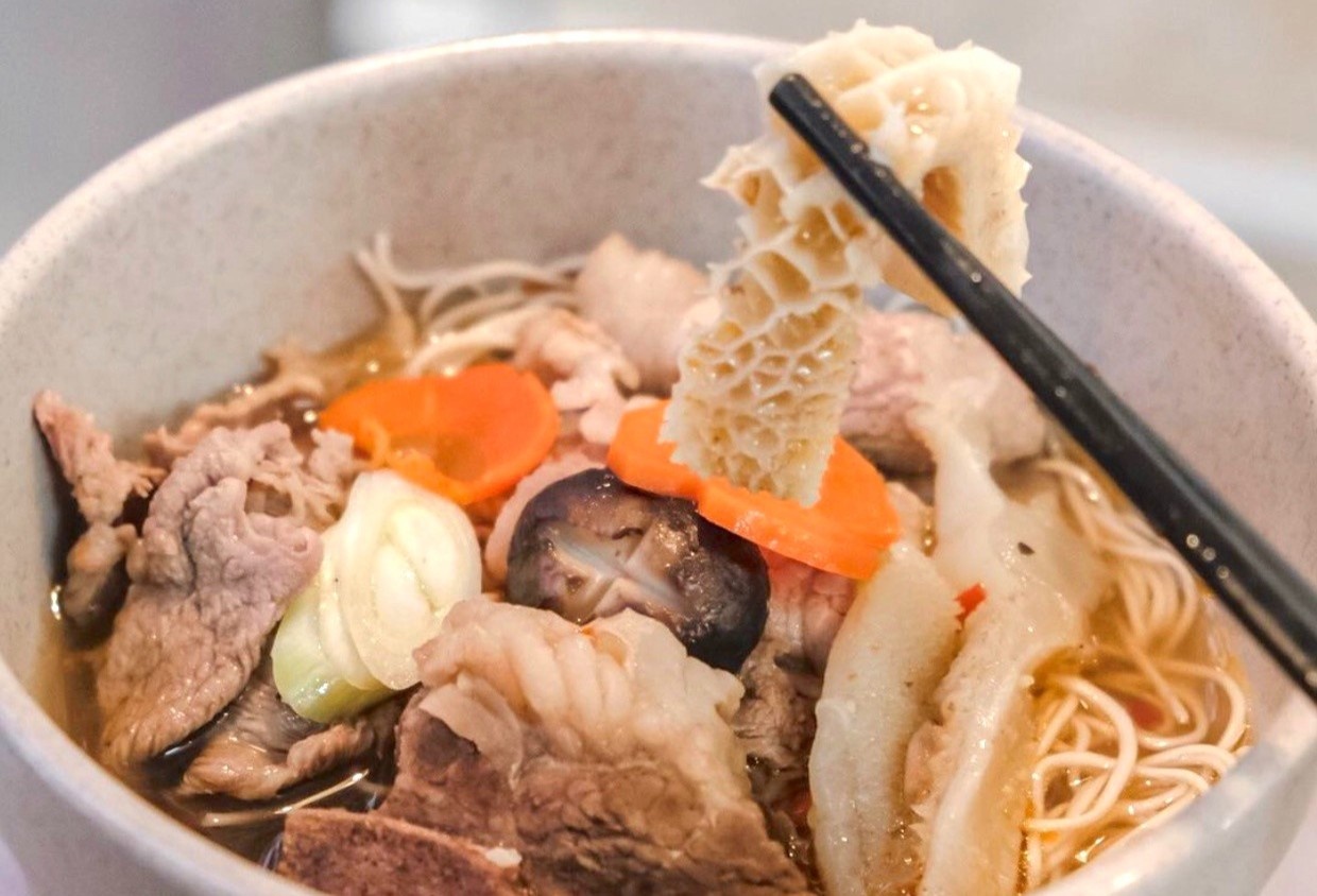 Doi vi cuoi tuan voi cac kieu mi hap dan o TP.HCM hinh anh