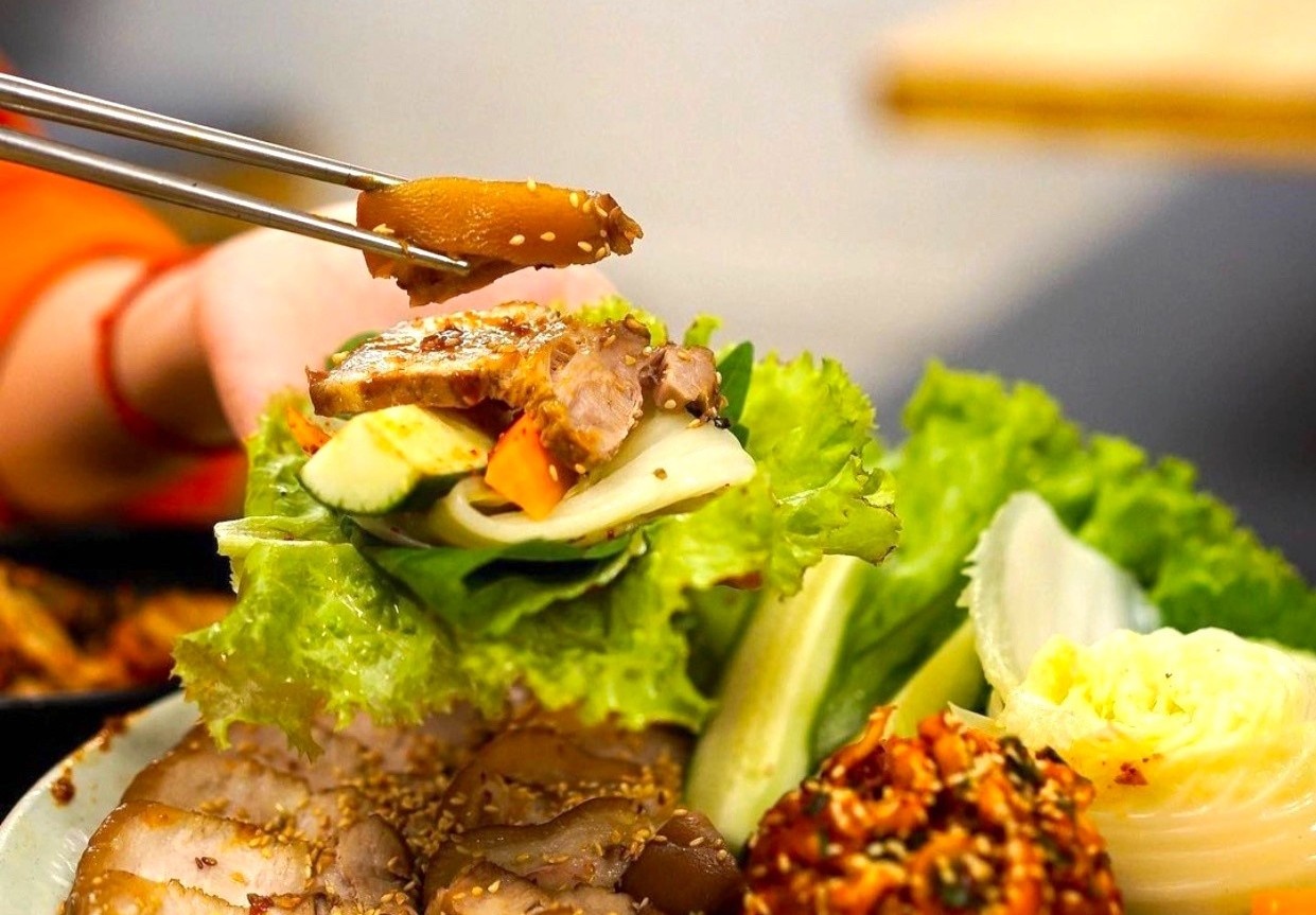 Nham nhi mon Han sau gio lam o TP.HCM hinh anh