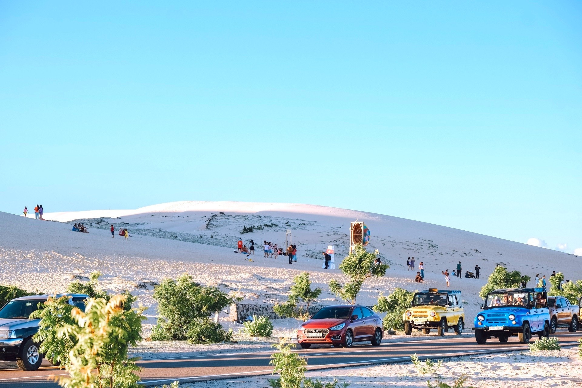 Doi cat nao thay doi hinh dang nhieu nhat Viet Nam? hinh anh