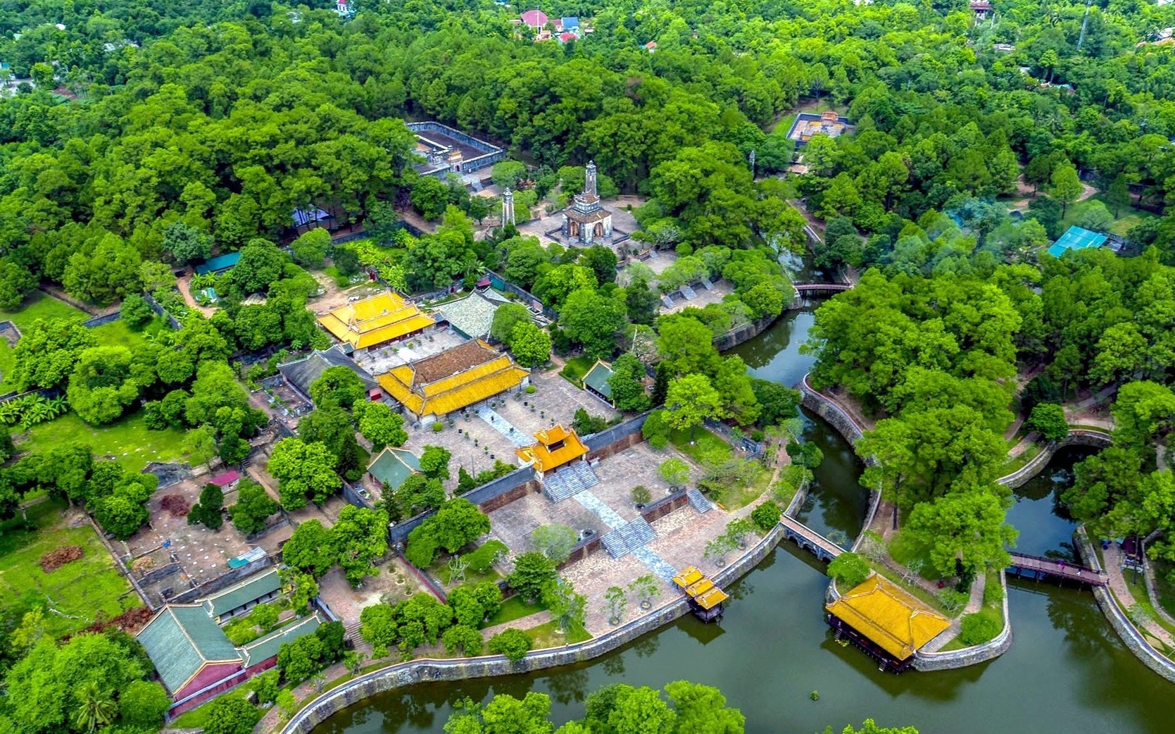 Hue co bao nhieu lang tam cua cac vua trieu Nguyen? hinh anh