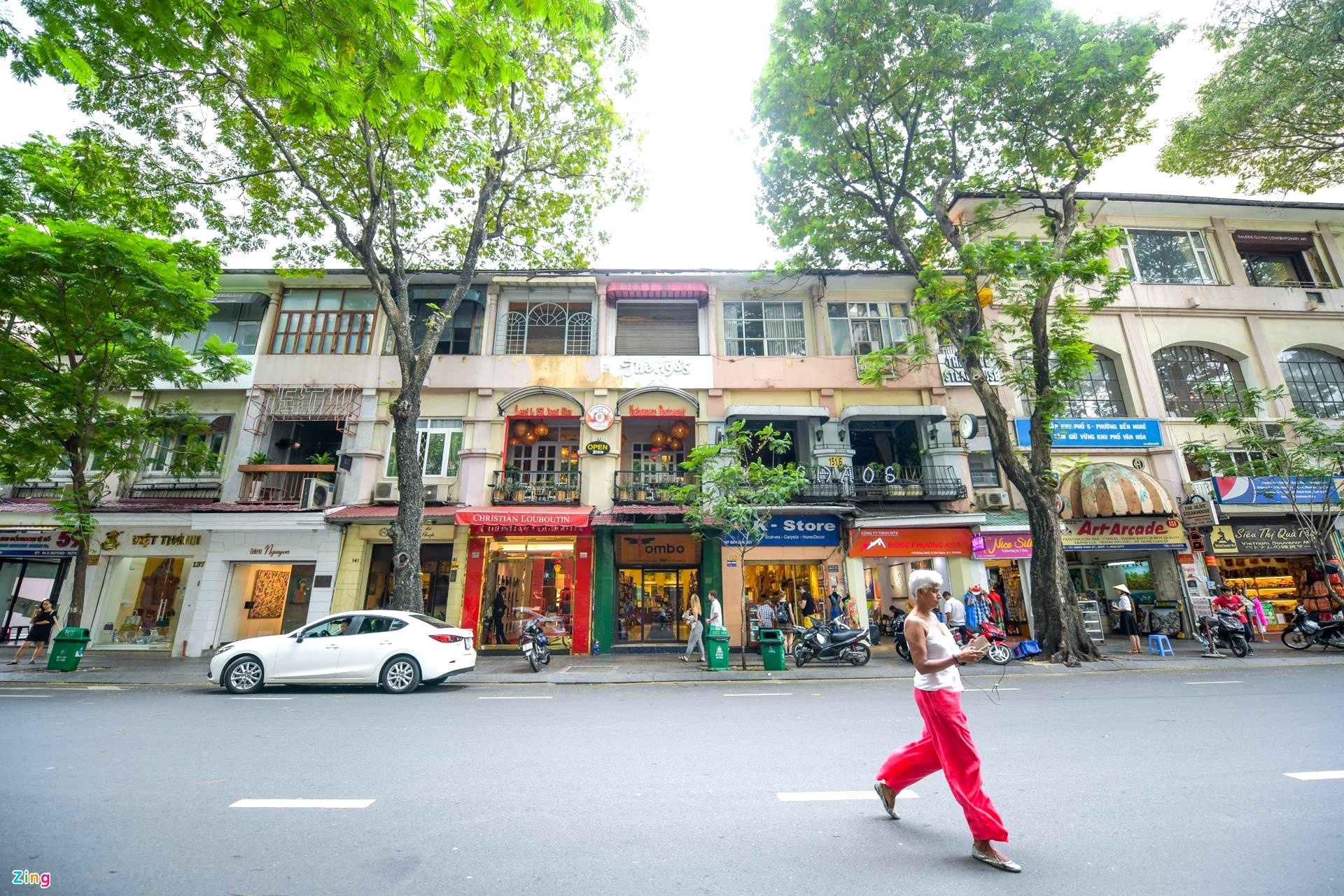 Duong Dong Khoi TP HCM anh 1