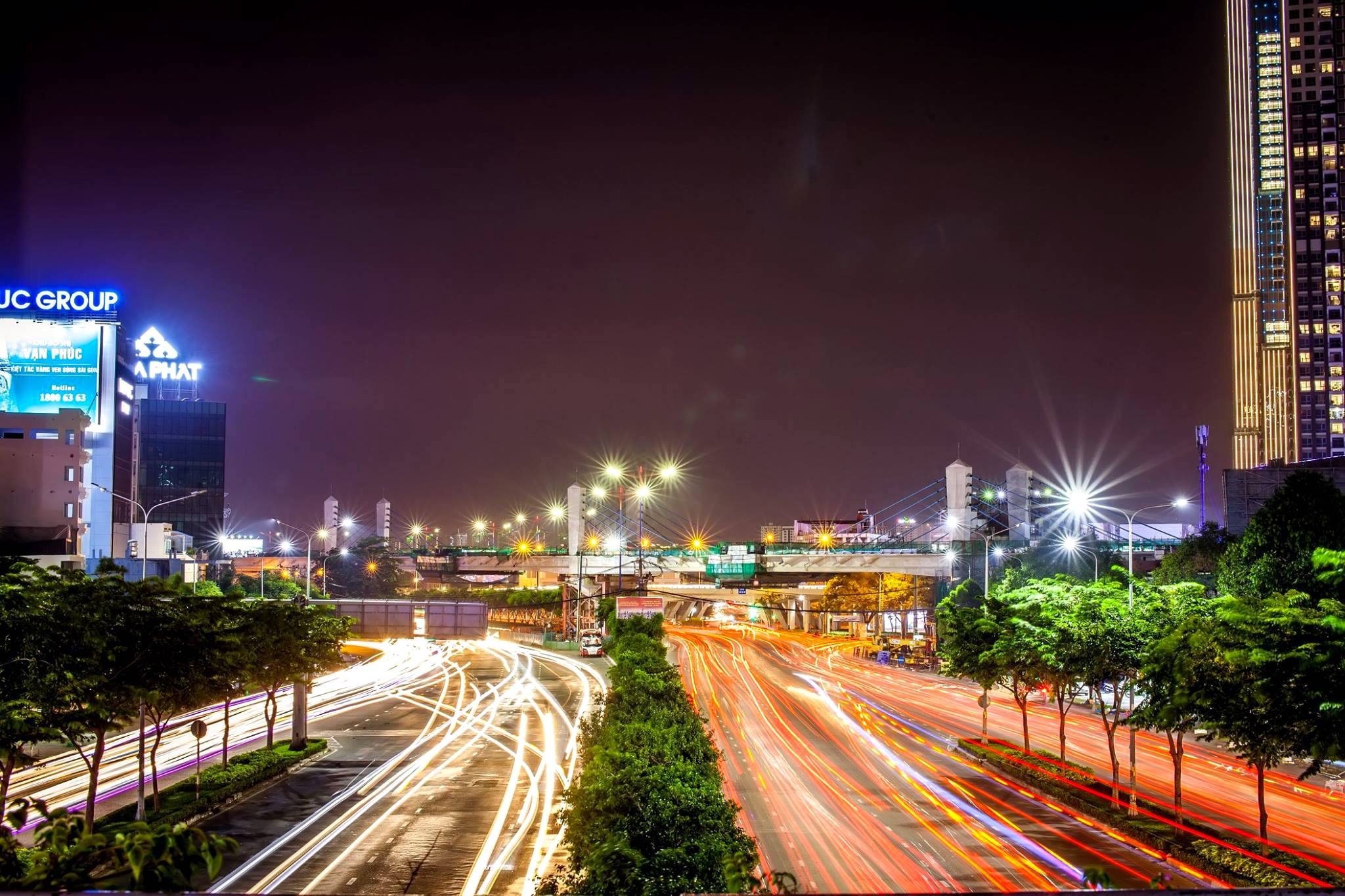 Sai Gon ve dem anh 8