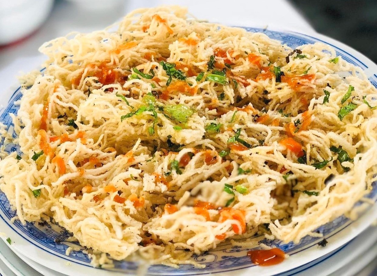 Hu tieu pizza la dac san cua dia phuong nao? hinh anh