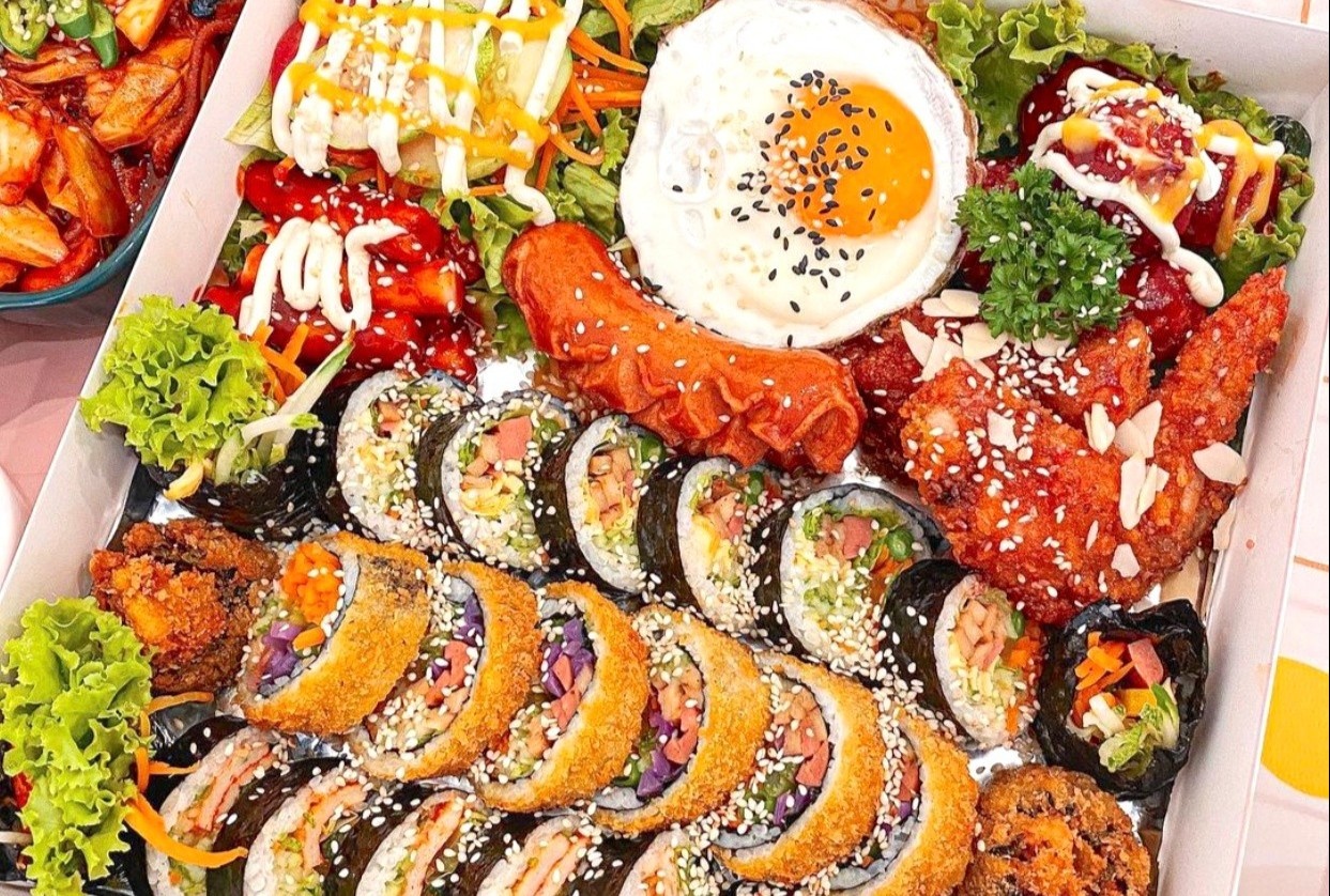 Dat hop do an Han Quoc cho bua no o TP.HCM hinh anh