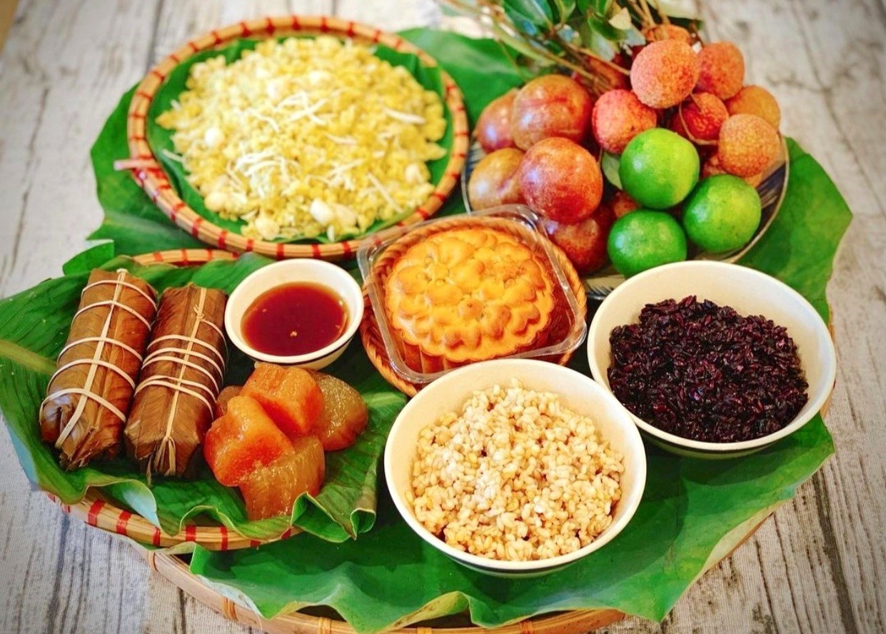 Nhung mon ngon khong the thieu dip Tet Doan ngo hinh anh