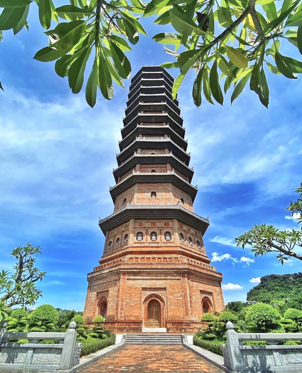 Nhung ngoi chua so huu ky luc o Viet Nam anh 4