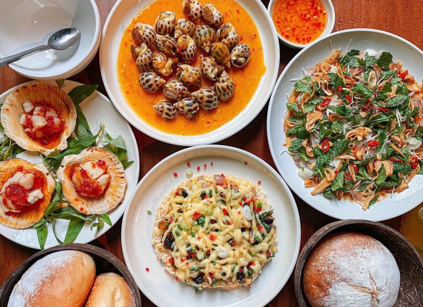 Dat oc, bao ngu ngon thuong thuc tai nha o TP.HCM hinh anh