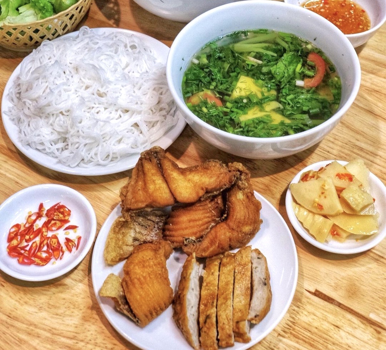 Nhung mon bun noi tieng Viet Nam anh 7