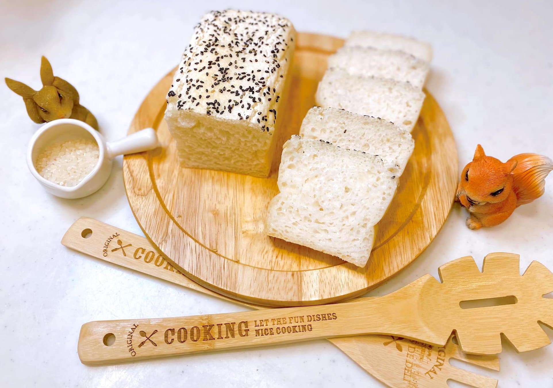 Banh mi tu gao va nhung kieu de lam o nha hinh anh