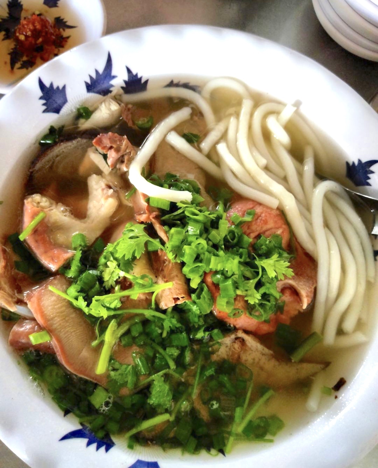 Dac san banh canh Viet Nam anh 1