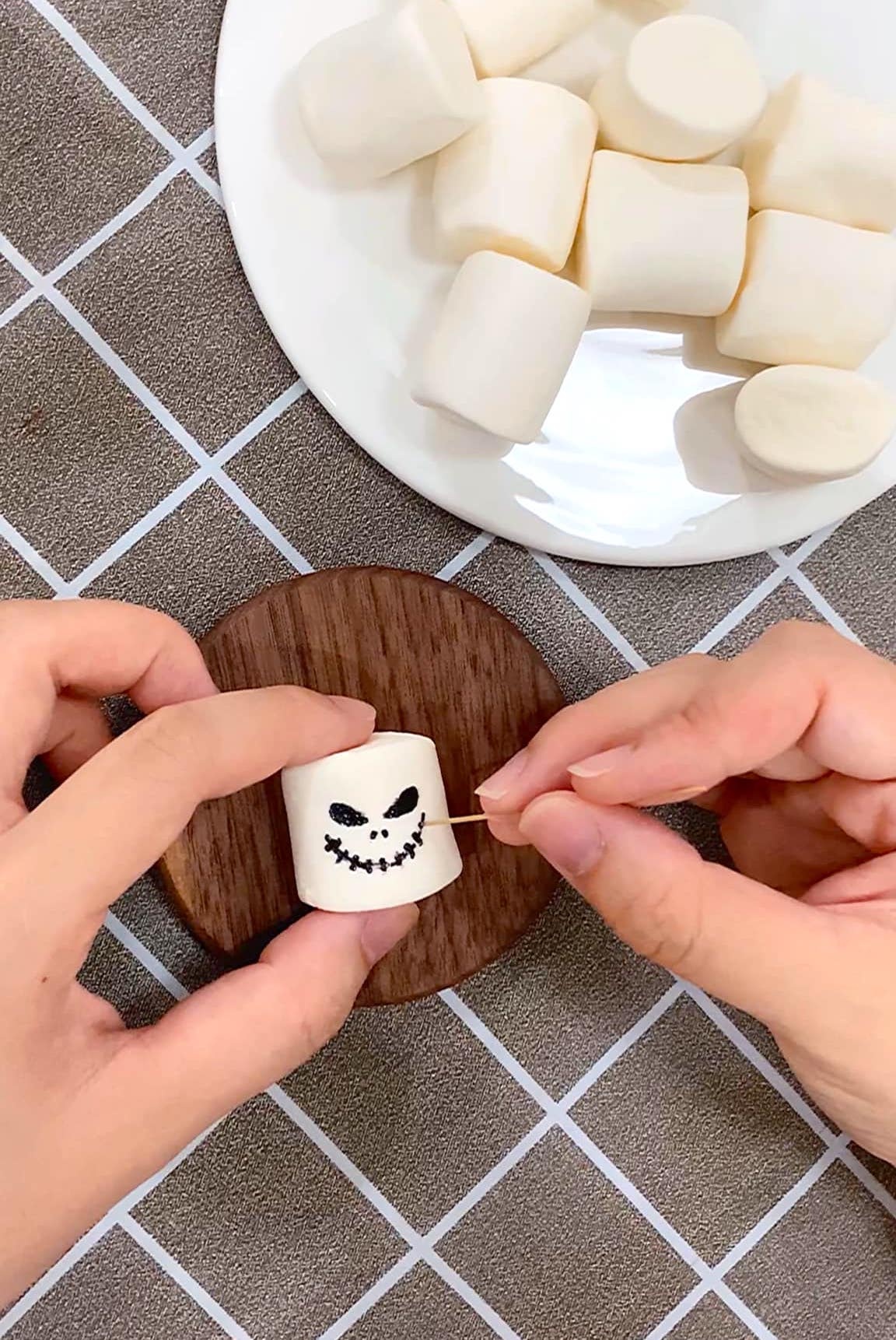 Thuc don cho tiec Halloween anh 4