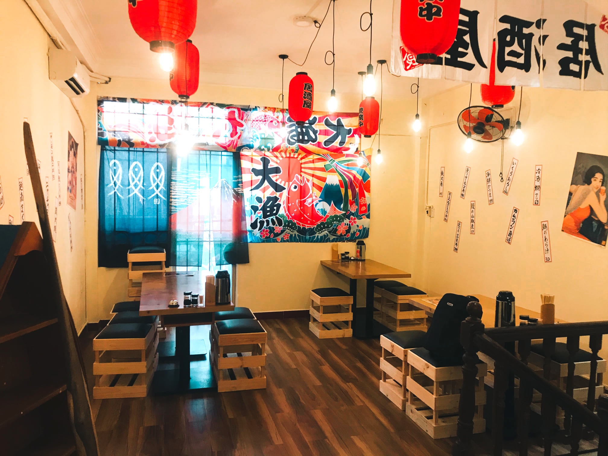 Quan Nhat Sai Gon anh 2