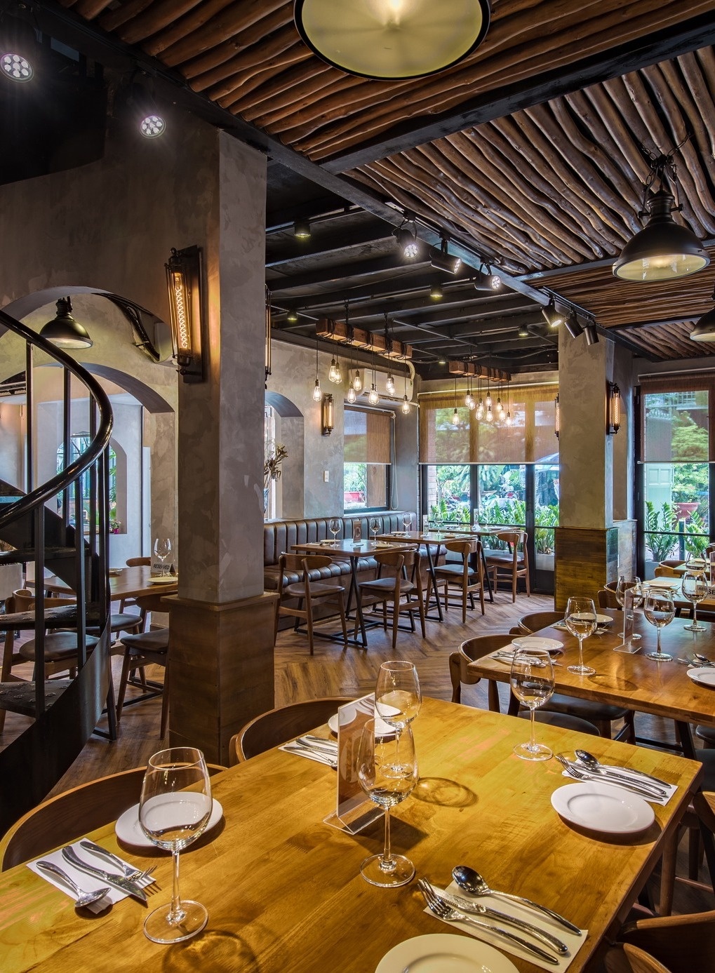 nha hang o TP.HCM anh 5