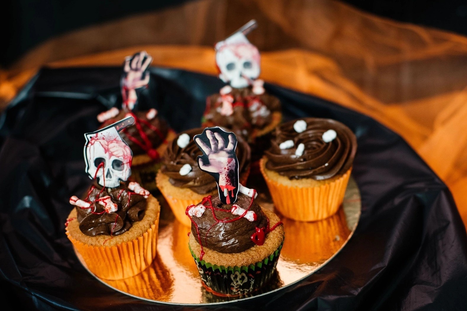 Thuong thuc banh dip Halloween o TP.HCM hinh anh
