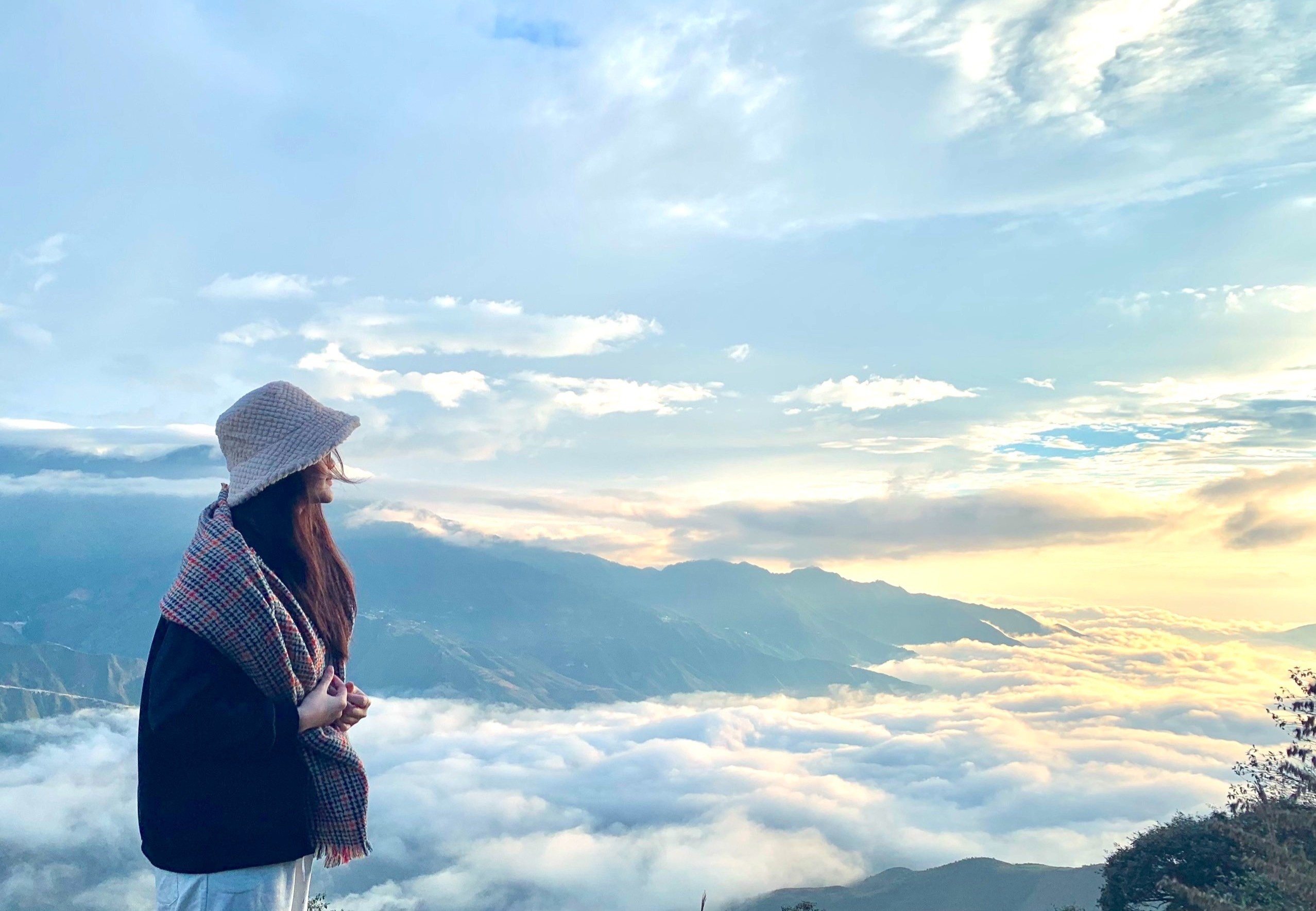 Doc hanh o Ta Xua hinh anh