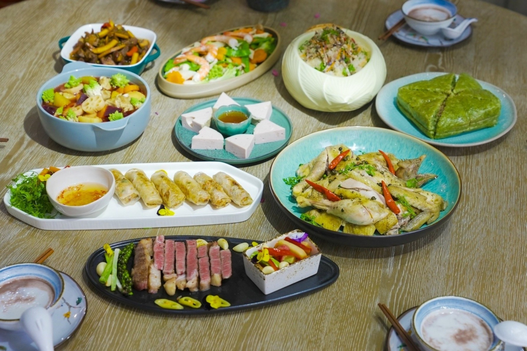 Lam moi mam com ngay Tet voi loat mon la vi, de lam hinh anh