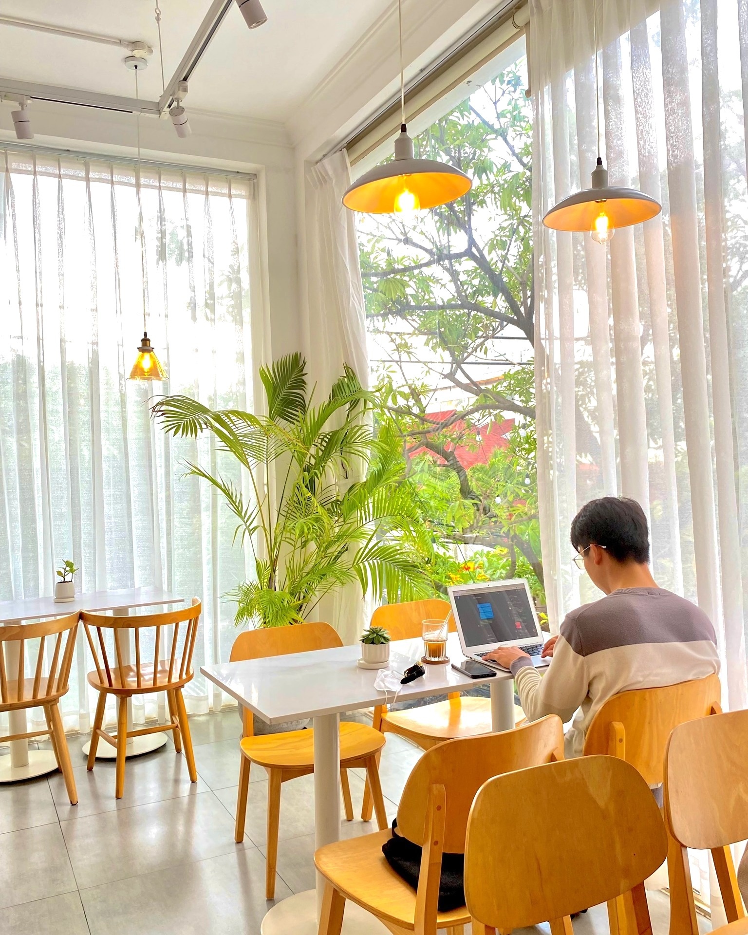 Quan ca phe TP.HCM anh 7