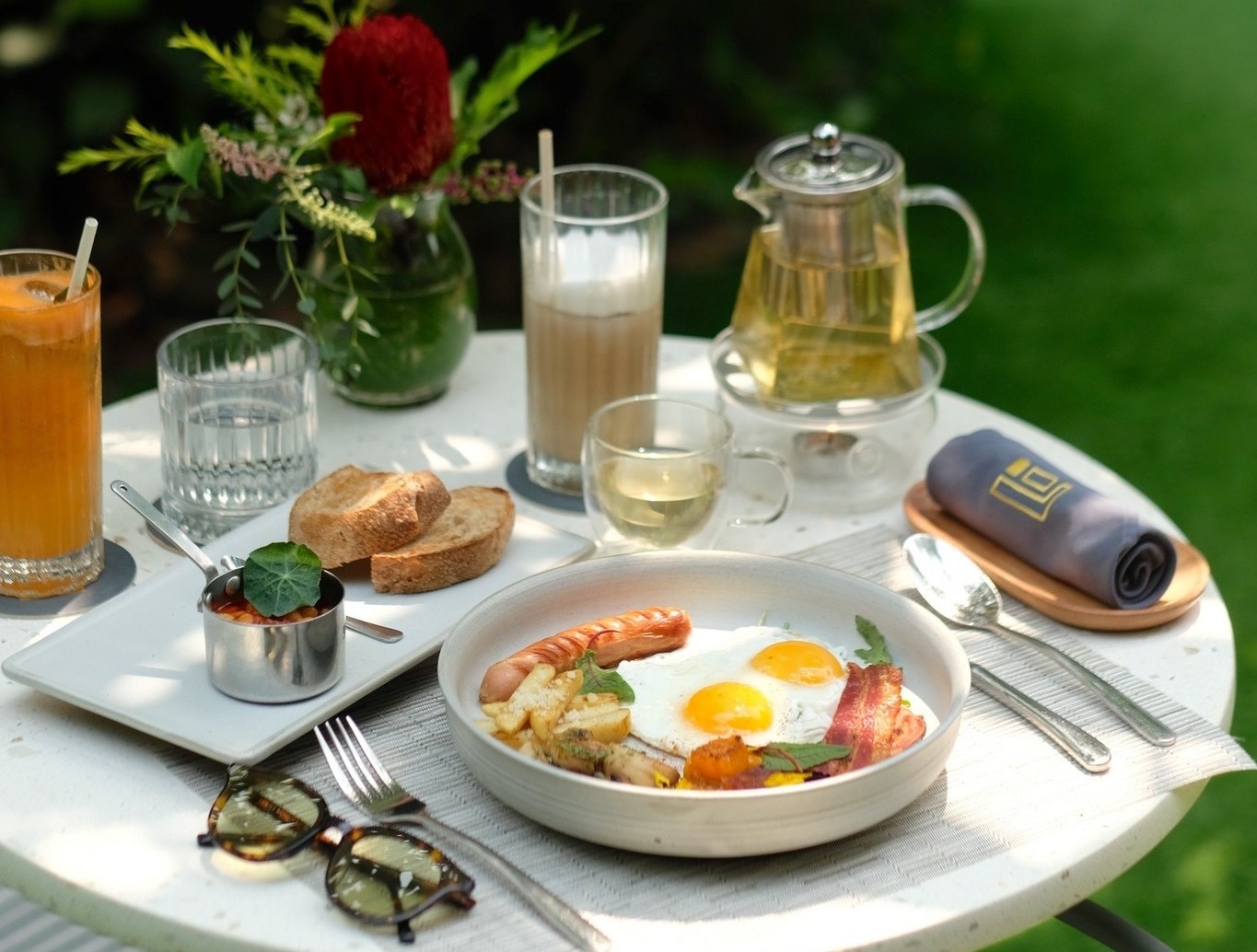 Thuong thuc am thuc trong biet thu o TP.HCM hinh anh