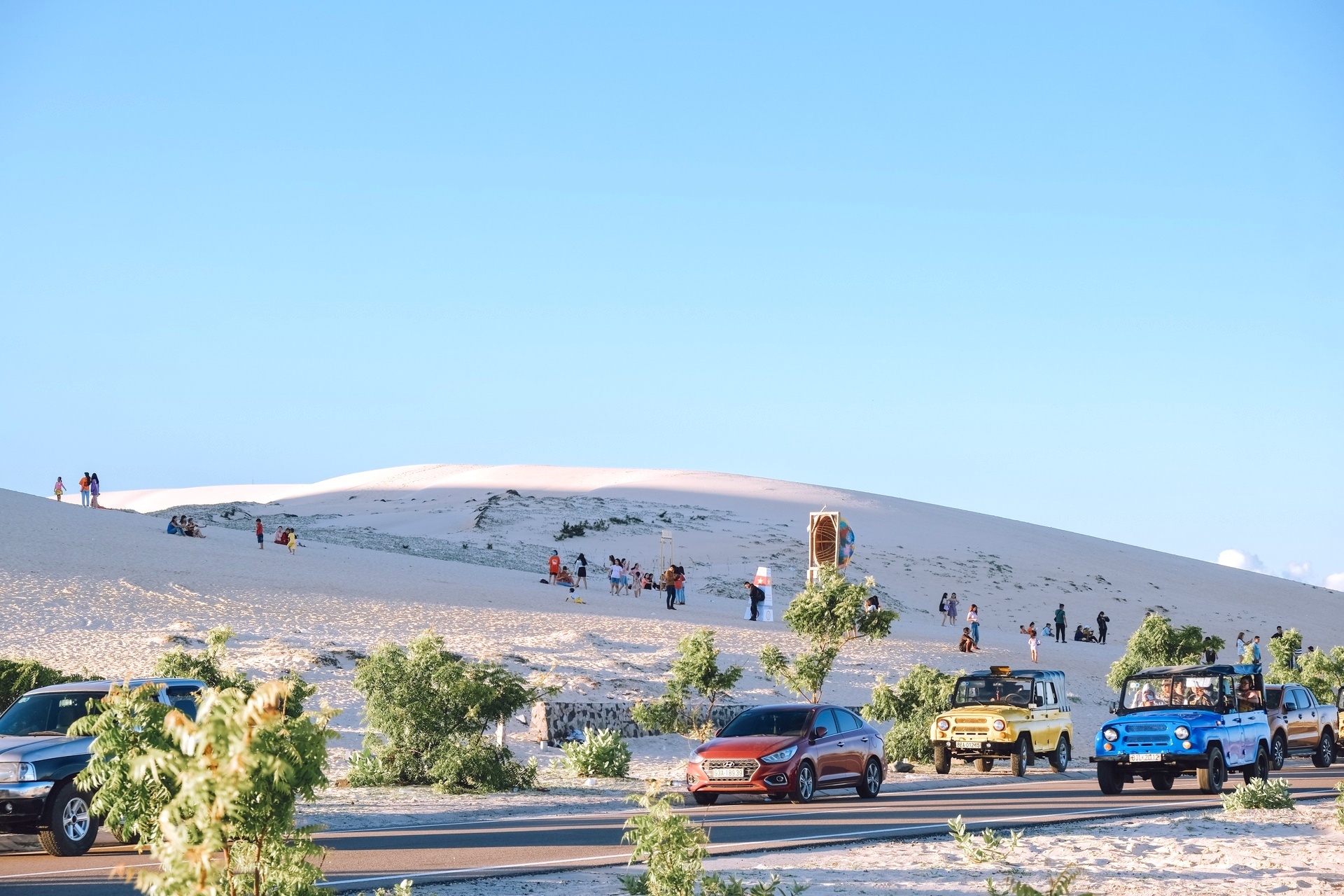 Bao Tay gioi thieu 10 diem du lich dep nhat Viet Nam hinh anh