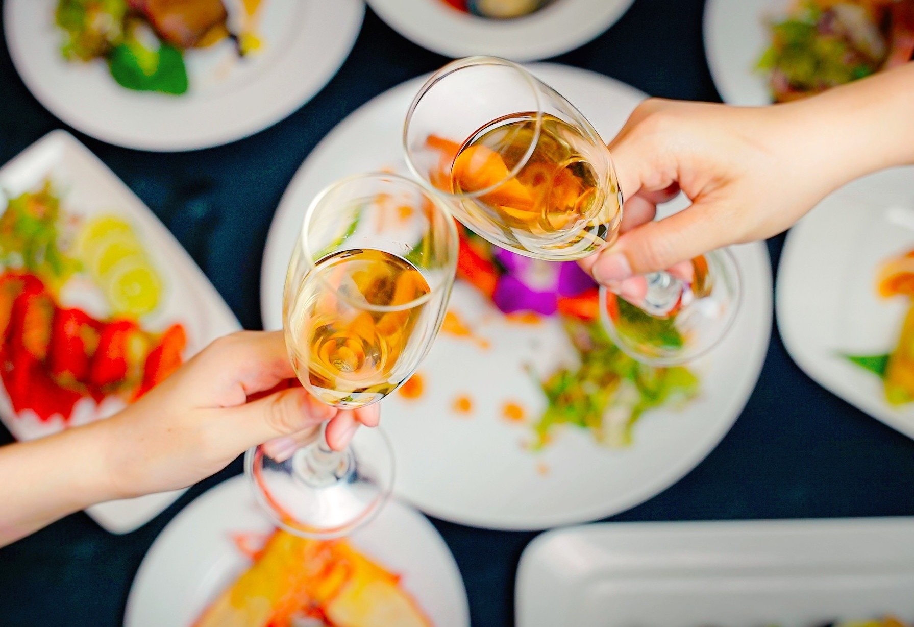 Da lua chon cho bua tiec dem le o TP.HCM hinh anh