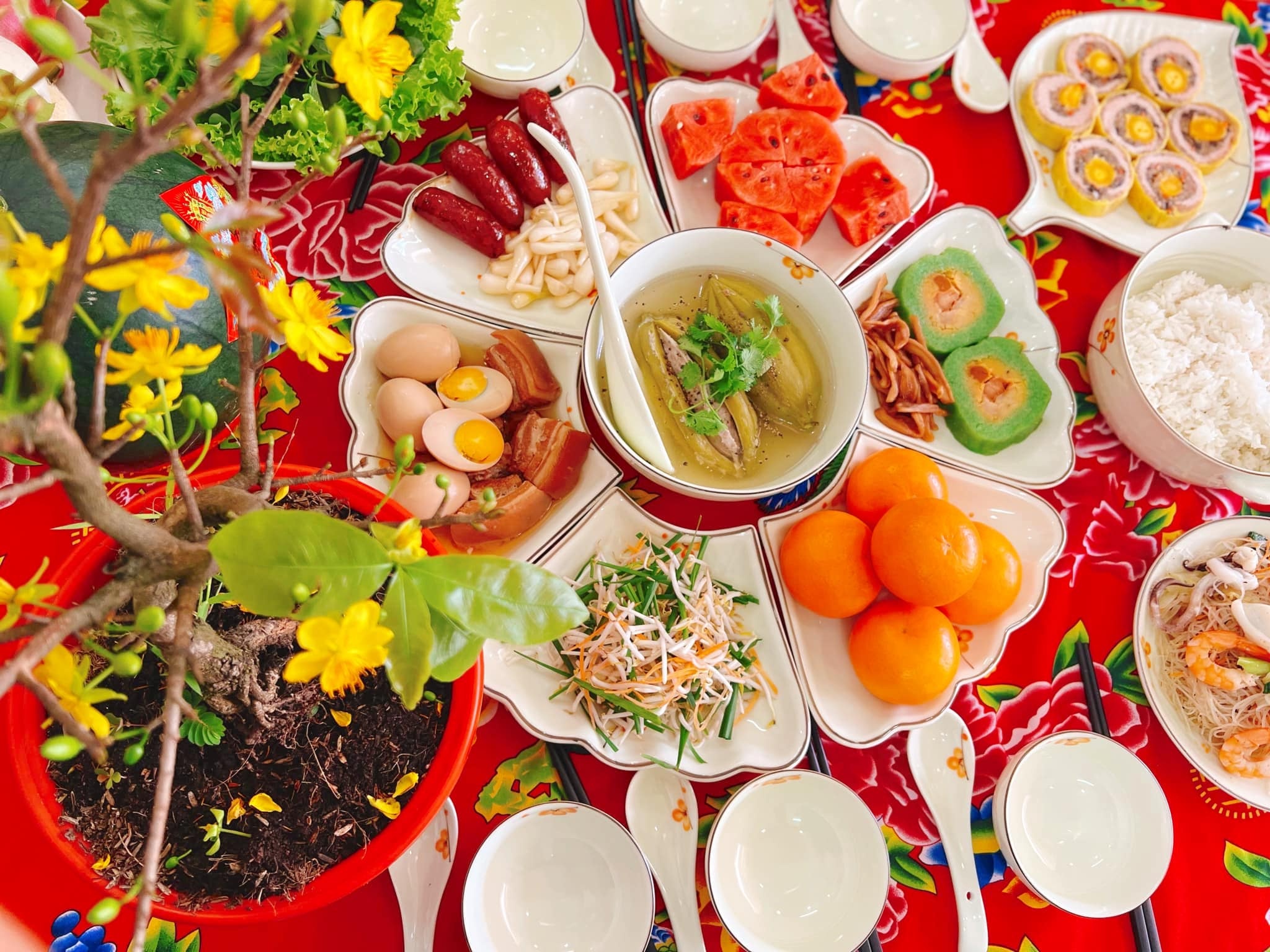 Ngay Tet Viet an mon gi de may man ca nam? hinh anh