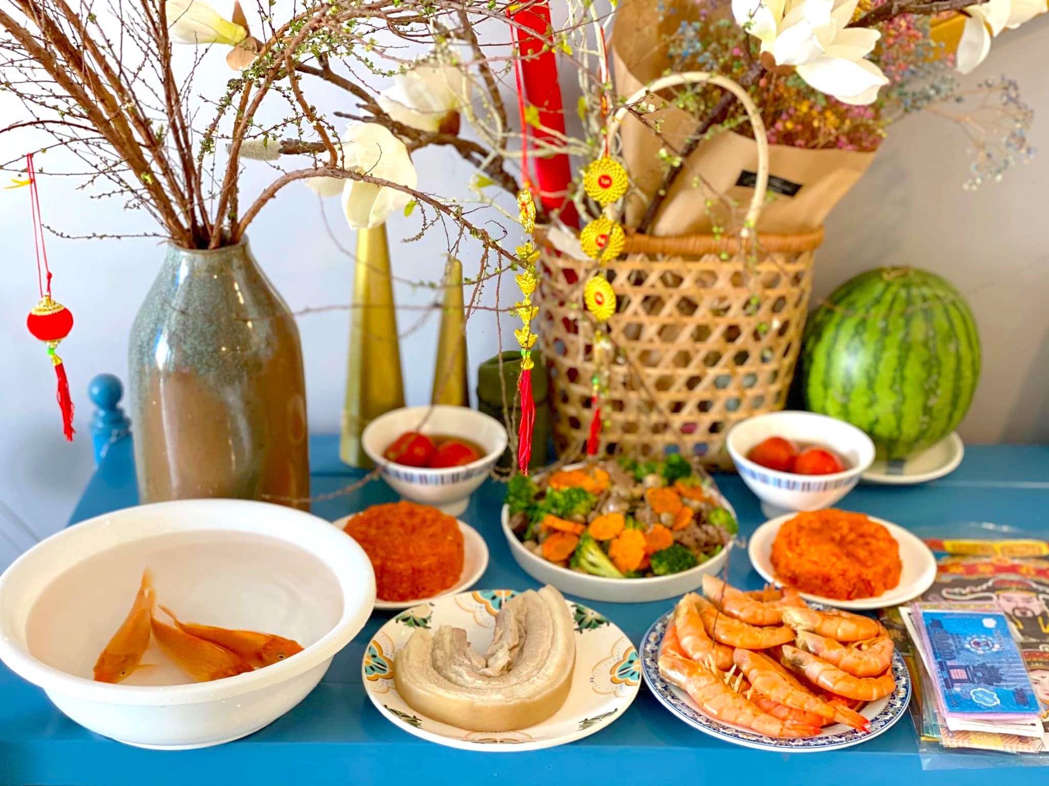 Mon an va le vat khong the thieu trong mam cung ong Cong ong Tao hinh anh