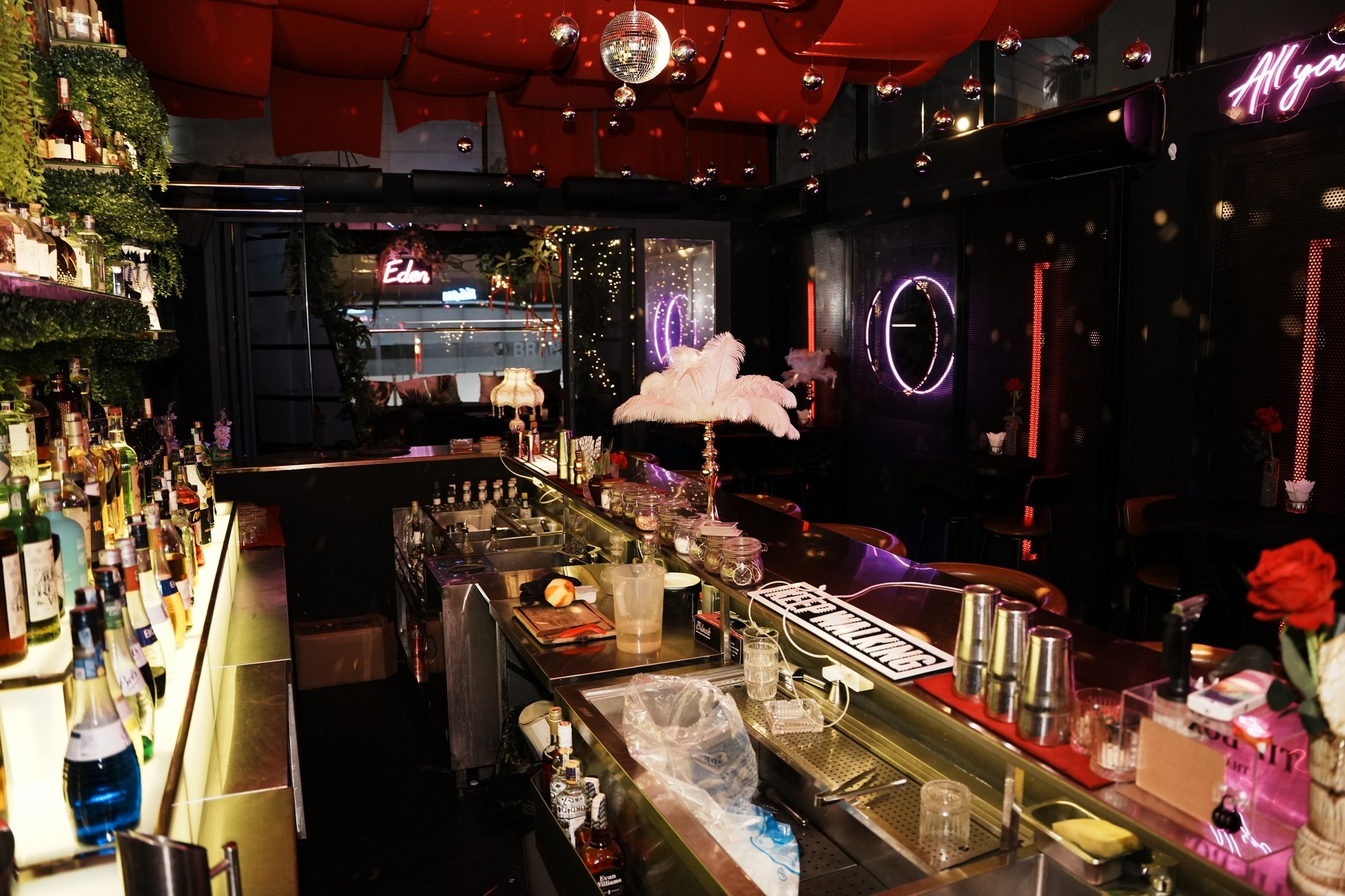 Diem choi dem Sai Gon anh 1