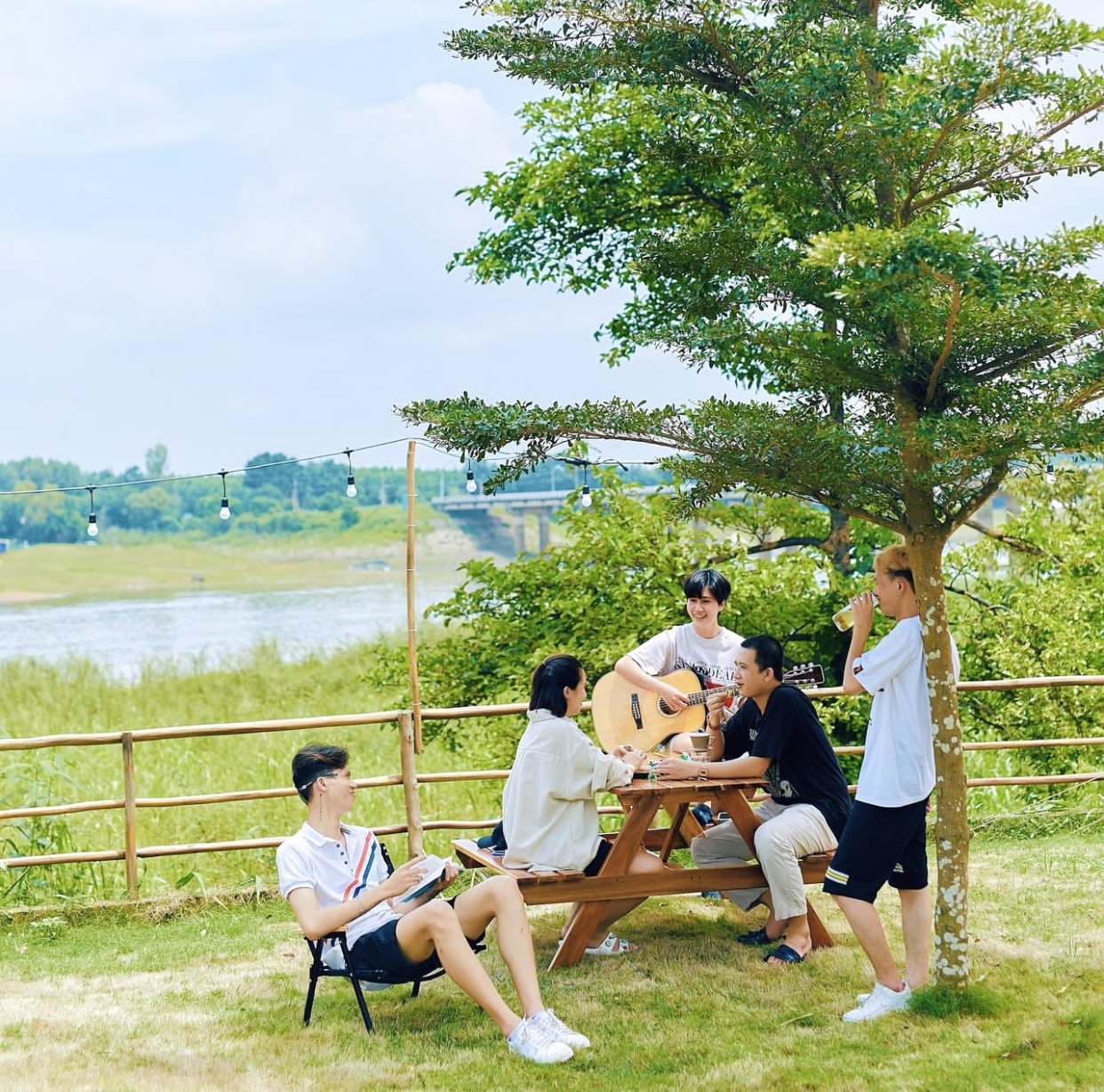 Du lich dip le anh 3