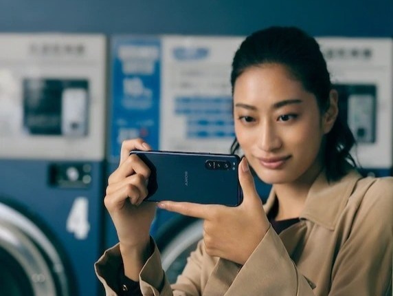 Sony ra se ra mat smartphone moi nhung mo ban gioi han hinh anh