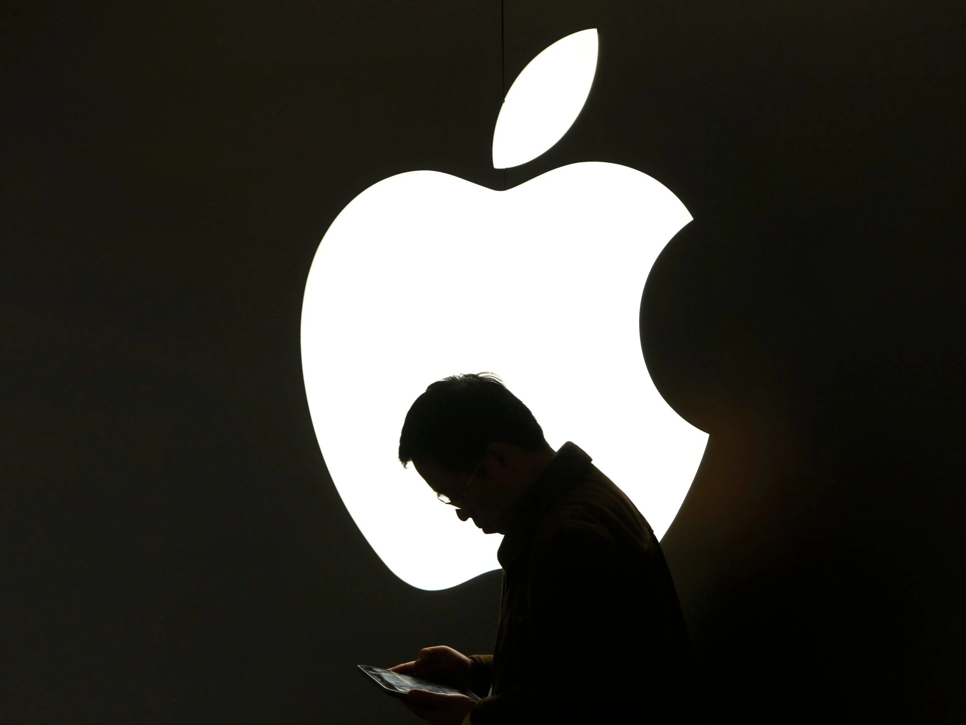 Apple tra thuong ky luc cho nguoi tim ra lo hong bao mat hinh anh