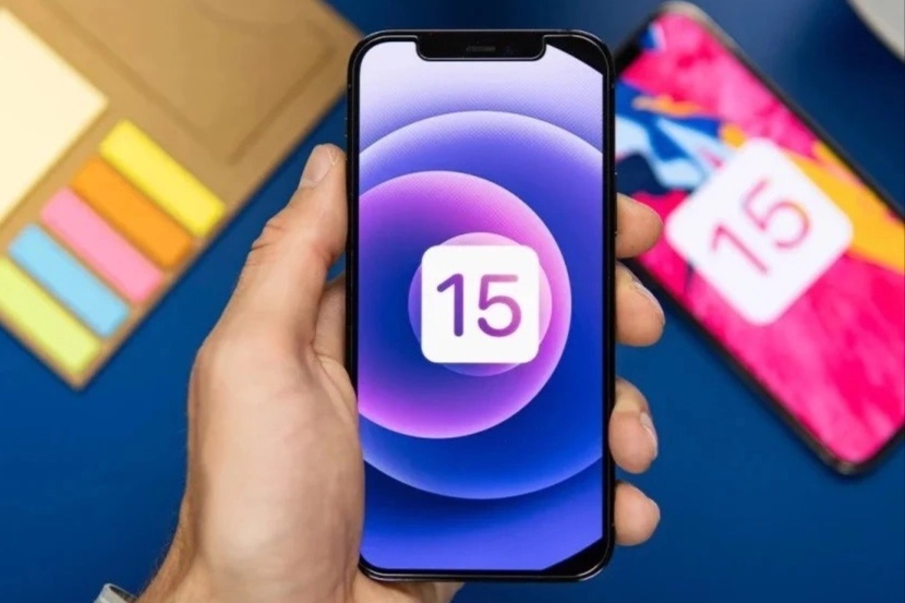 Nguyen nhan iOS cham cap nhat tu dong hinh anh