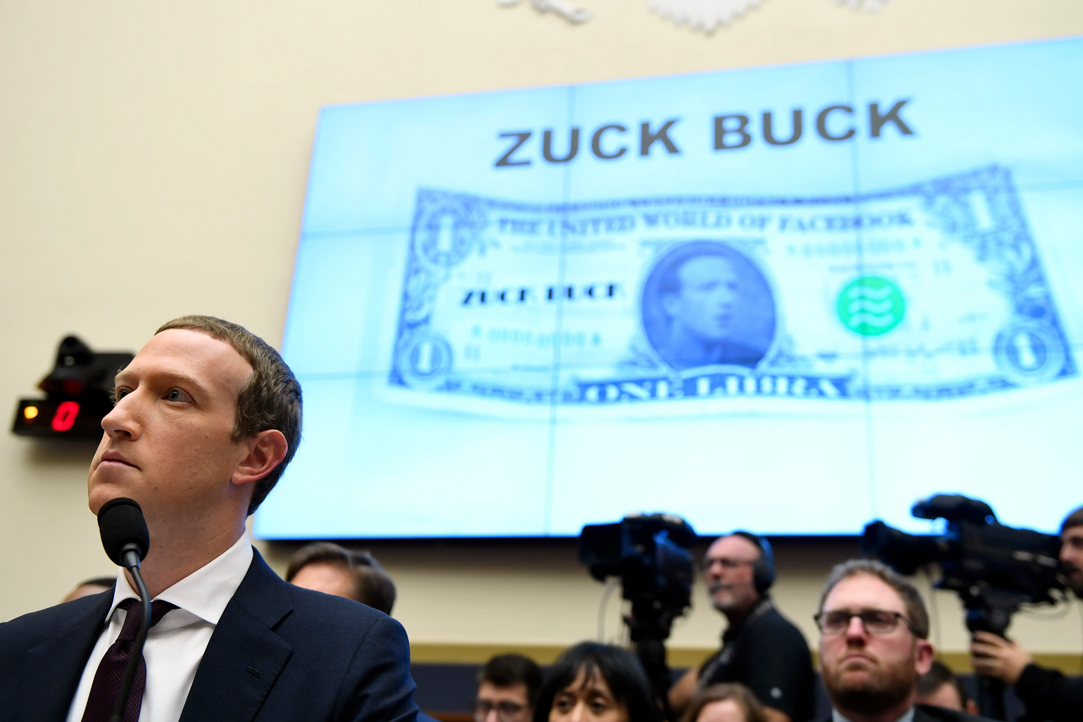 Dong Zuck Bucks cua Meta anh 2