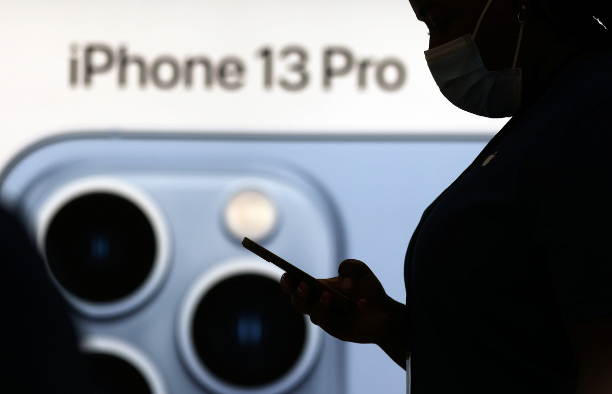 Ly do san pham Apple luon dat do anh 2